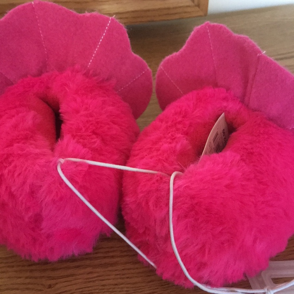 New Cat & Jack Rori slippers size 7/8 toddler girl - Picture 2 of 3